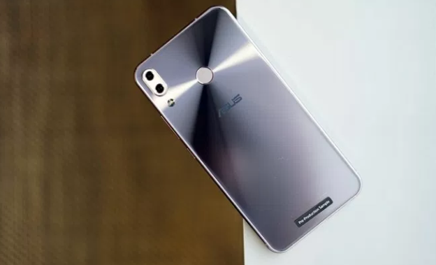 Asus Zenfone 5 (2)