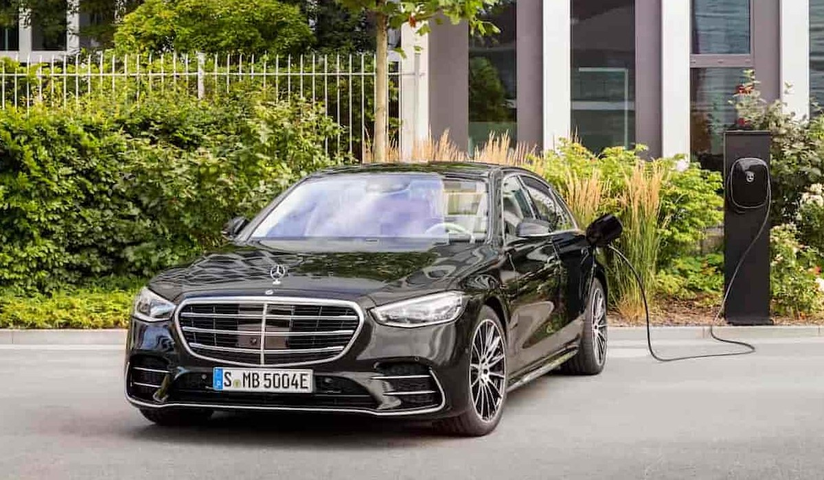 2024 Mercedes-Benz S-Class